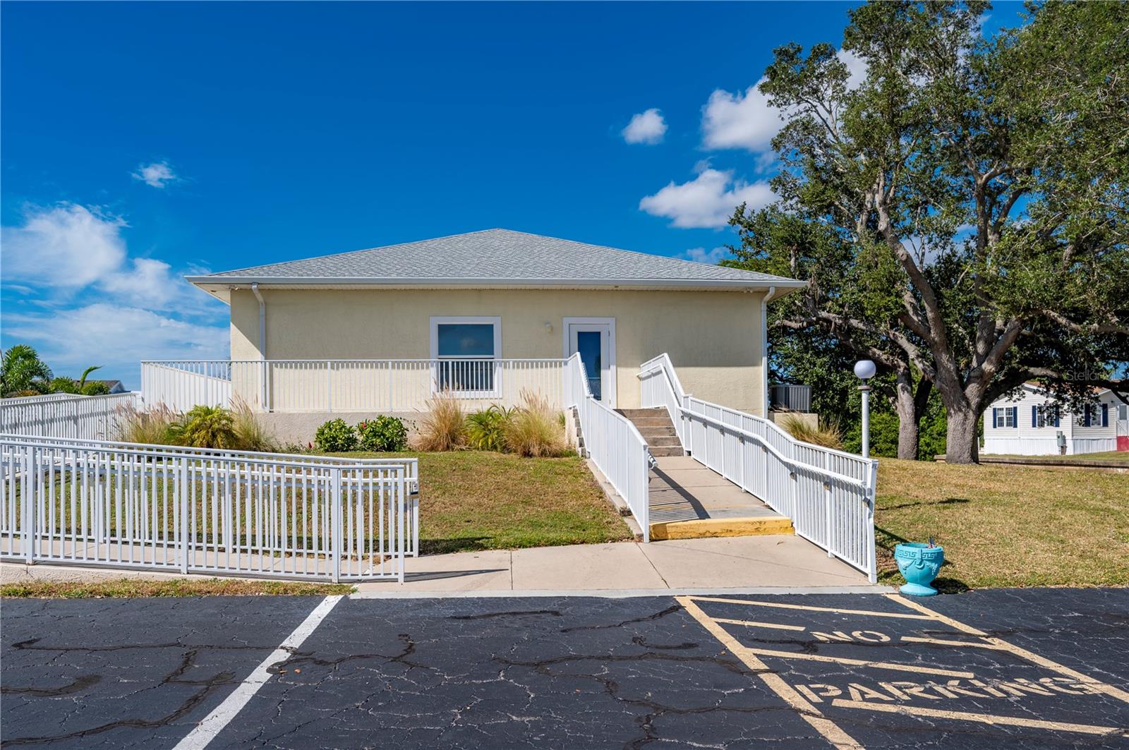 Image 54 of 55 For 24437 Harborview Road 114