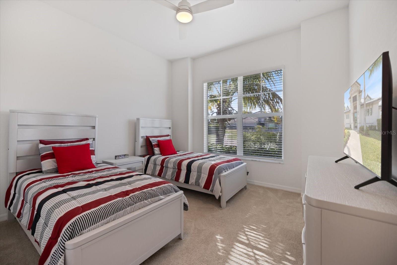 Image 33 of 59 For 25240 Keygrass Court