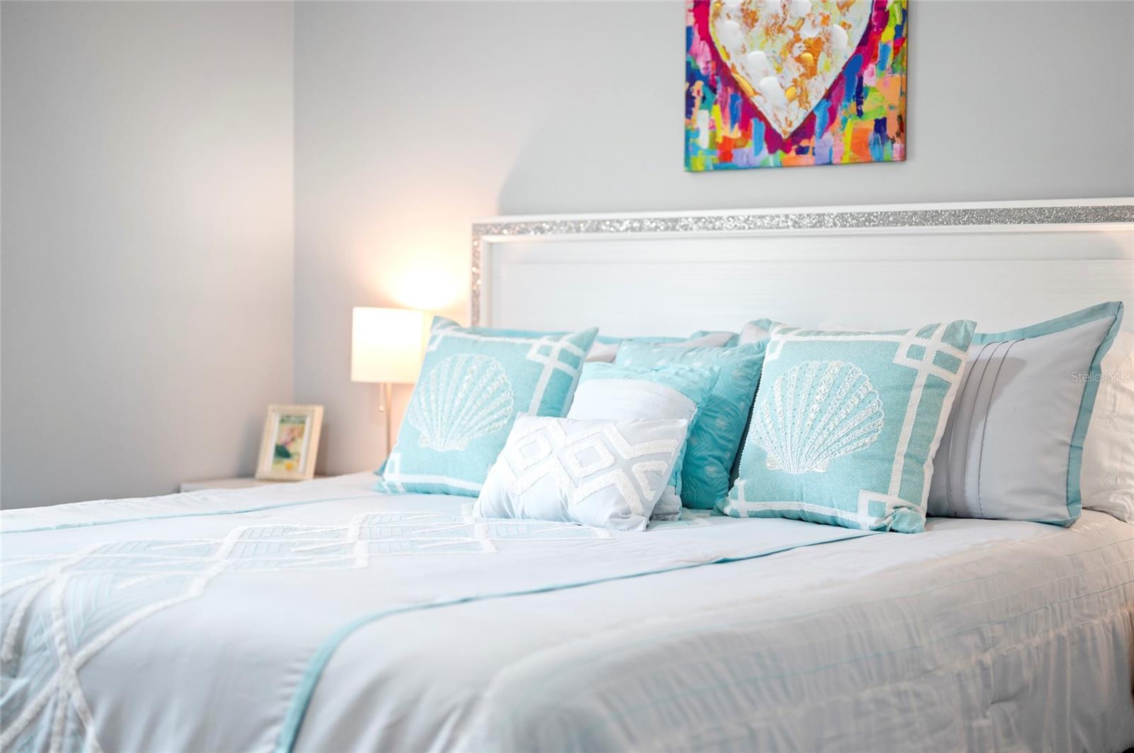 Image 18 of 32 For 2100 Como Street