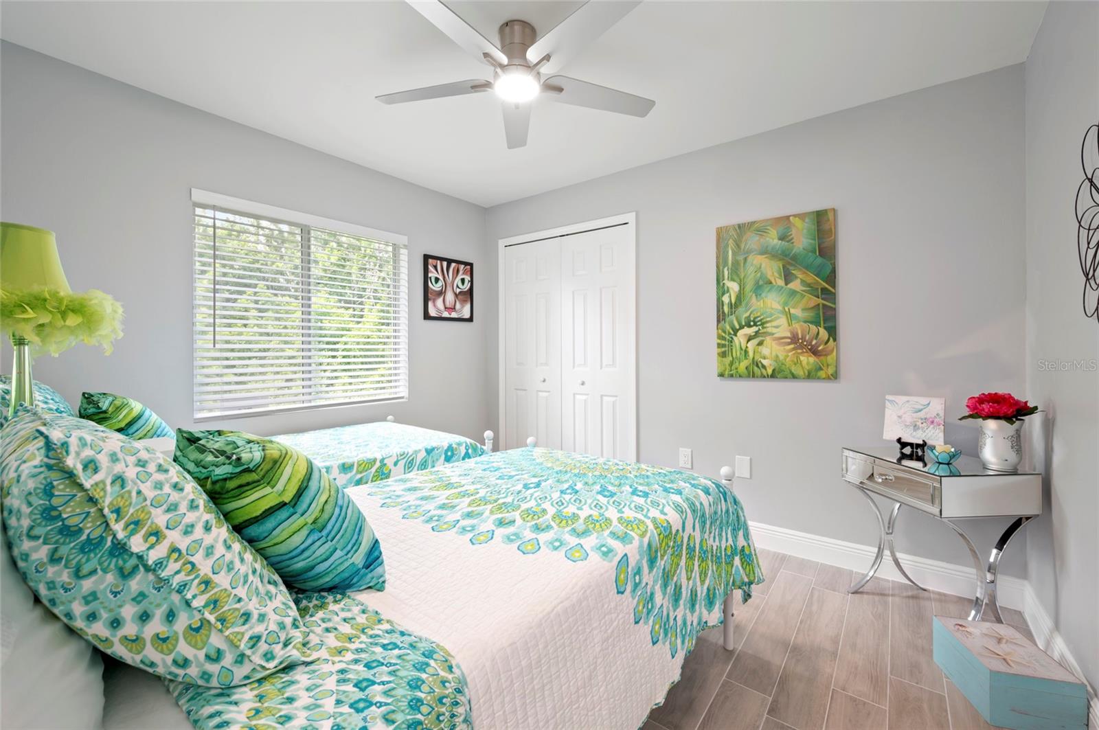 Image 20 of 32 For 2100 Como Street