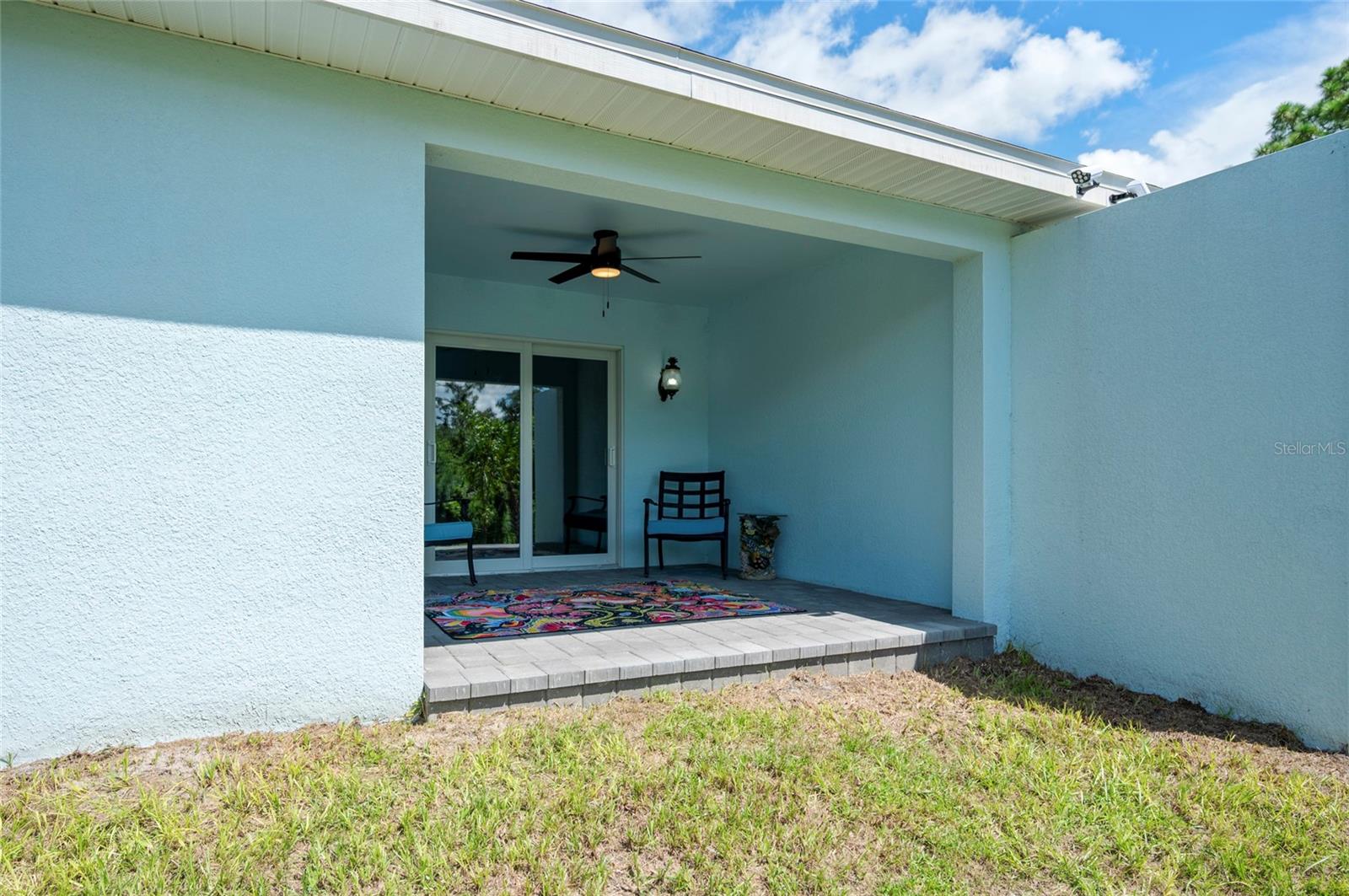 Image 31 of 32 For 2100 Como Street