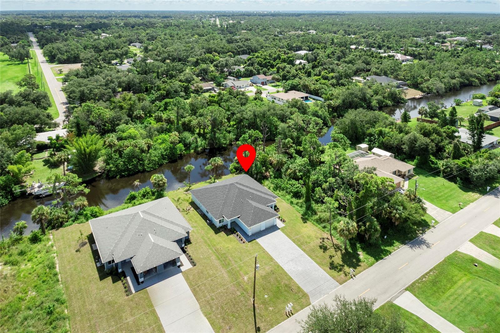 Image 32 of 32 For 2100 Como Street