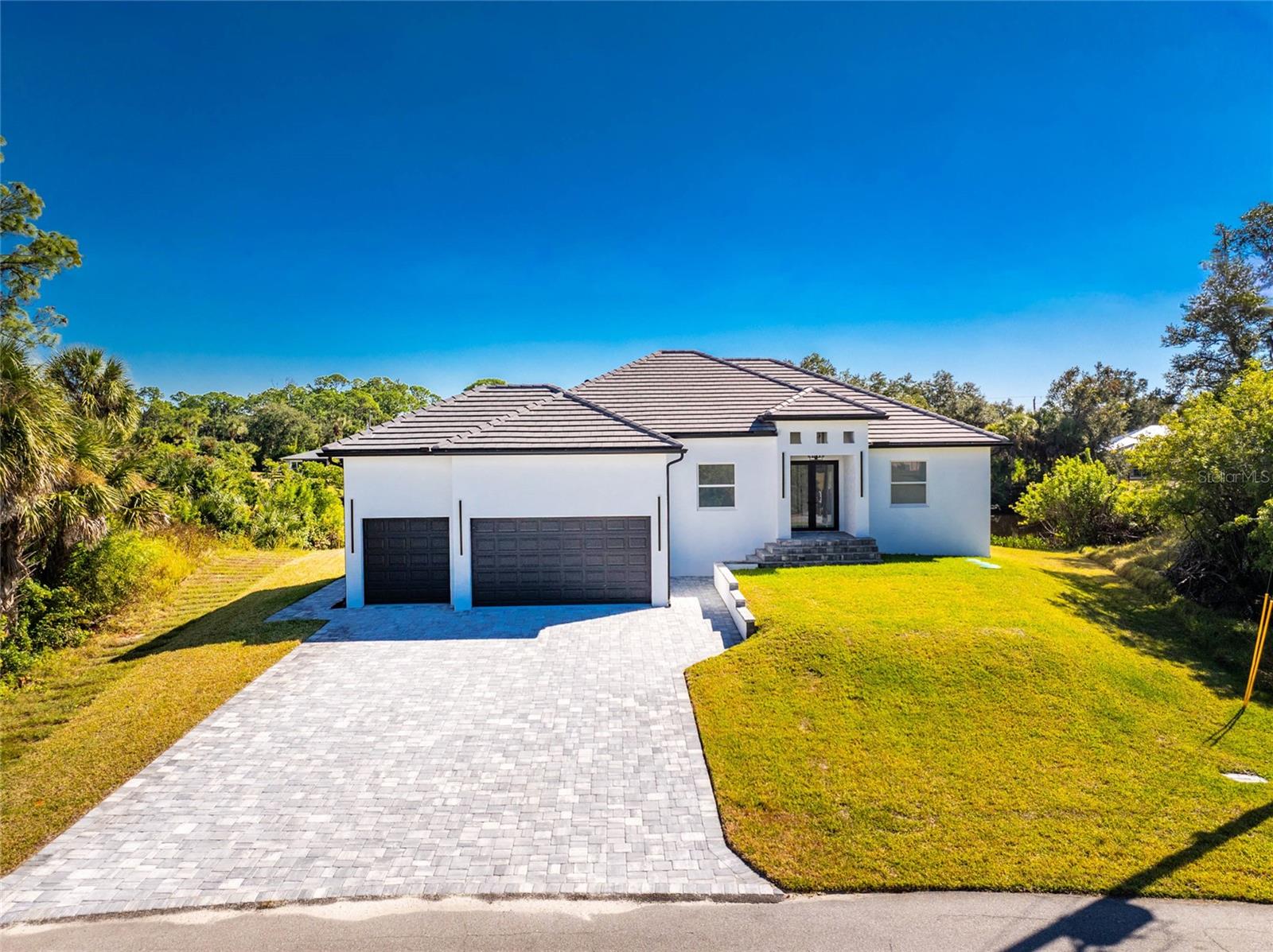 Image 2 of 77 For 576 Mcdill Drive