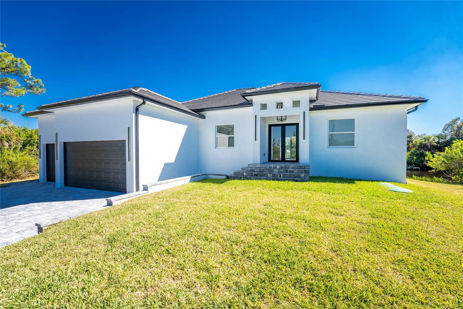 Image 3 of 77 For 576 Mcdill Drive