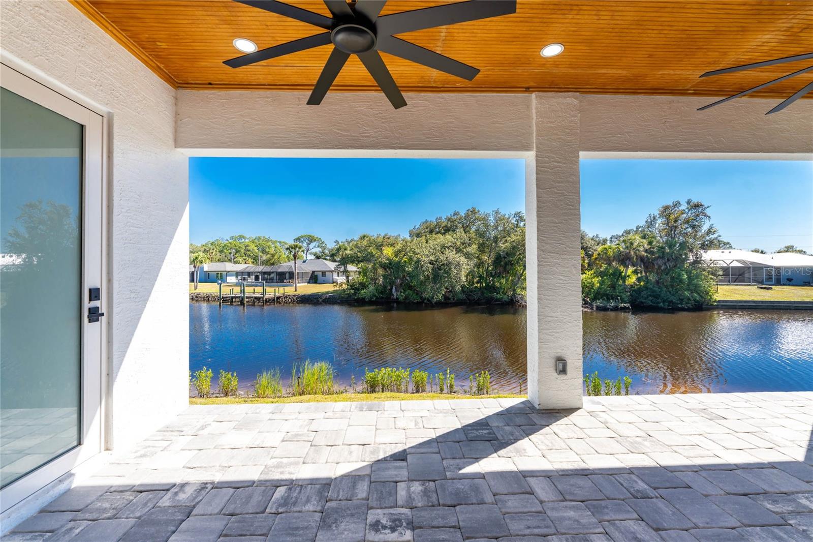 Image 42 of 77 For 576 Mcdill Drive