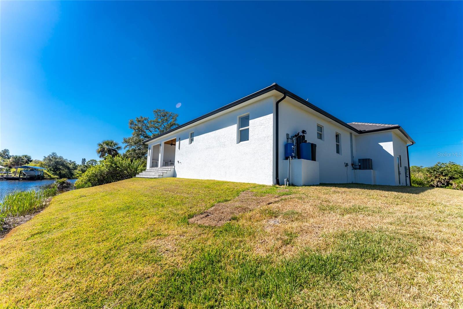 Image 49 of 77 For 576 Mcdill Drive