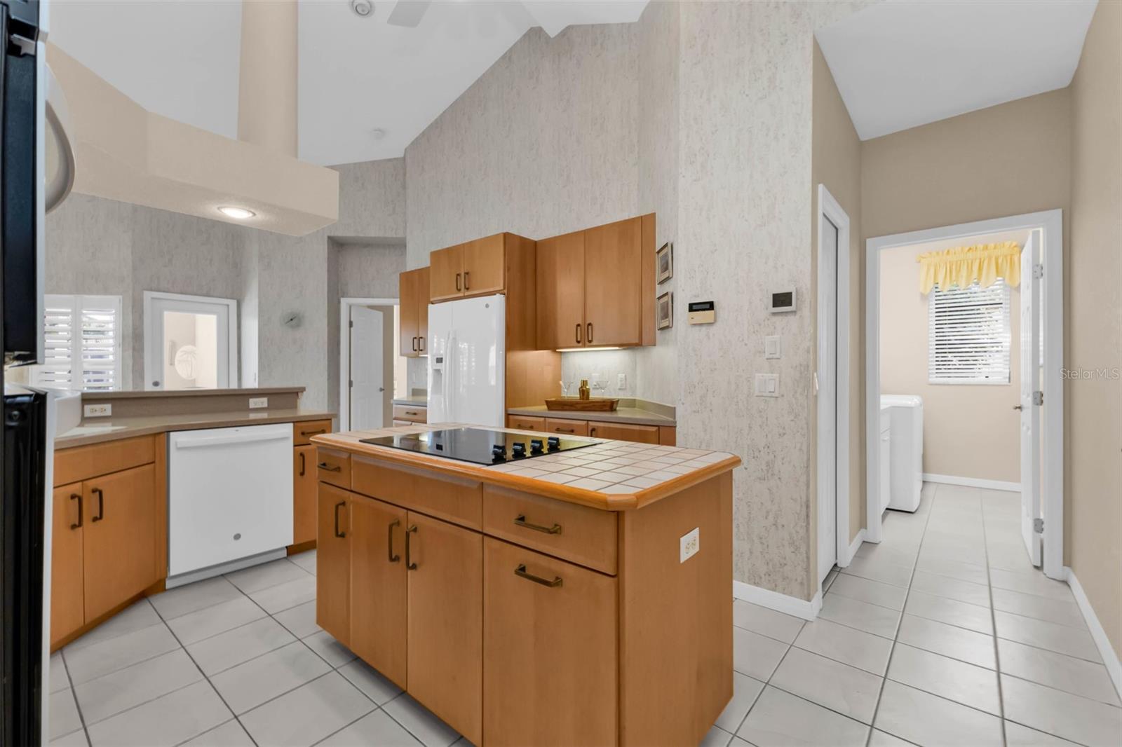 Image 18 of 45 For 1411 Thrasher Drive