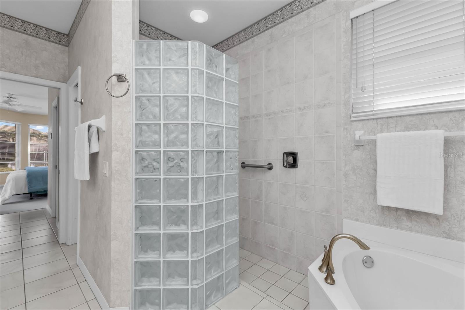 Image 24 of 45 For 1411 Thrasher Drive