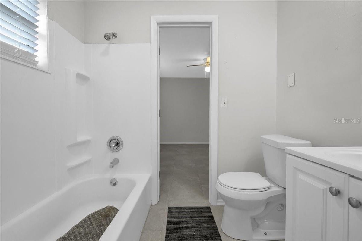 Image 20 of 38 For 1099 Hargrave Street