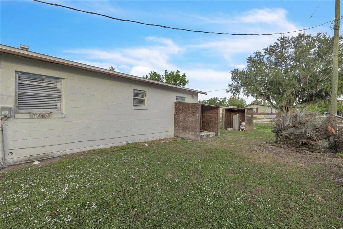 Image 27 of 38 For 1099 Hargrave Street