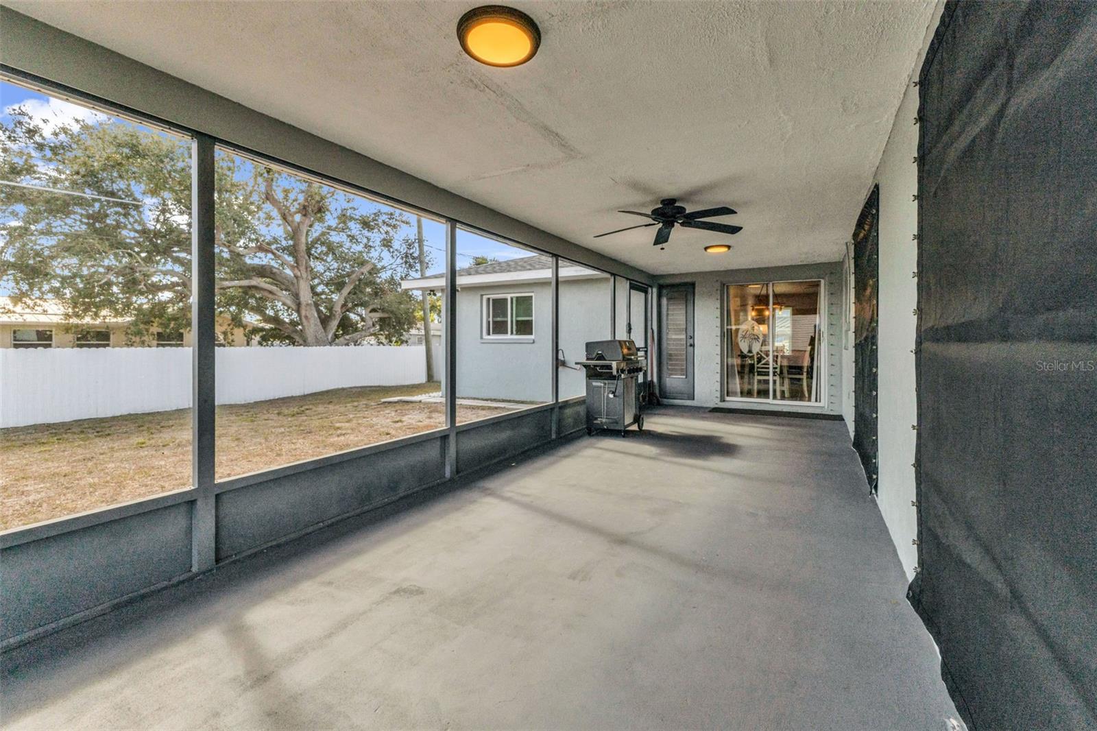 Image 31 of 41 For 625 Ennis Terrace Nw