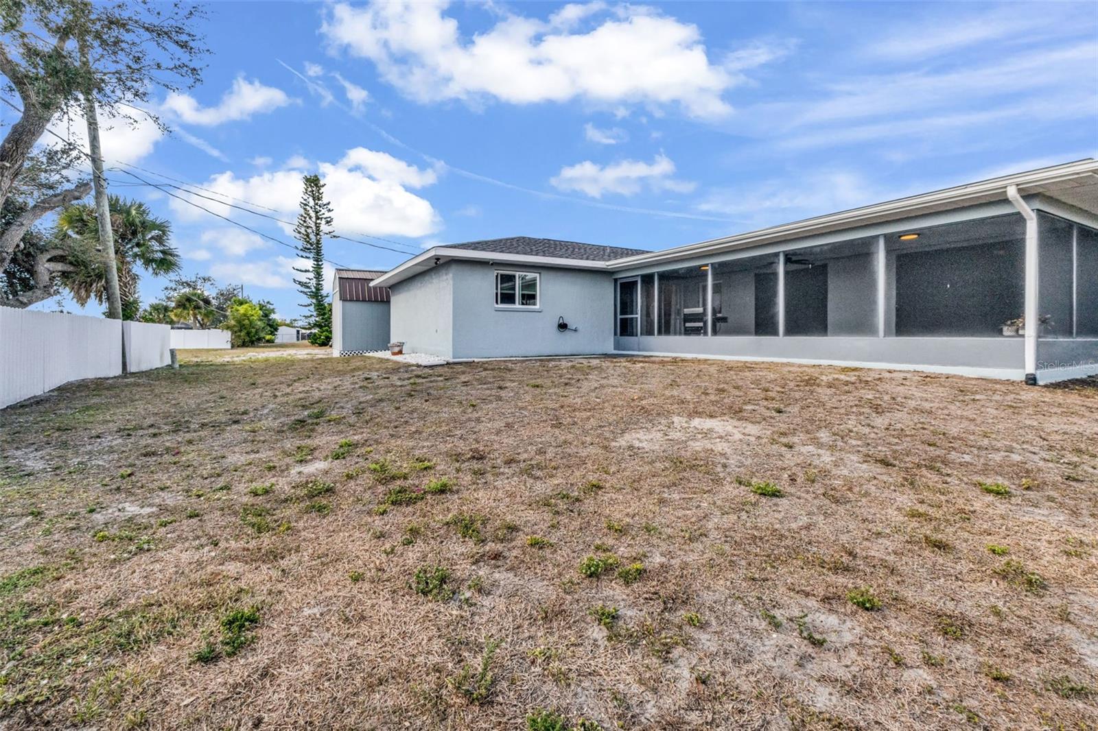 Image 34 of 41 For 625 Ennis Terrace Nw