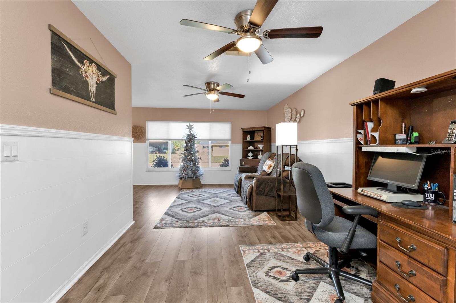 Image 8 of 41 For 625 Ennis Terrace Nw