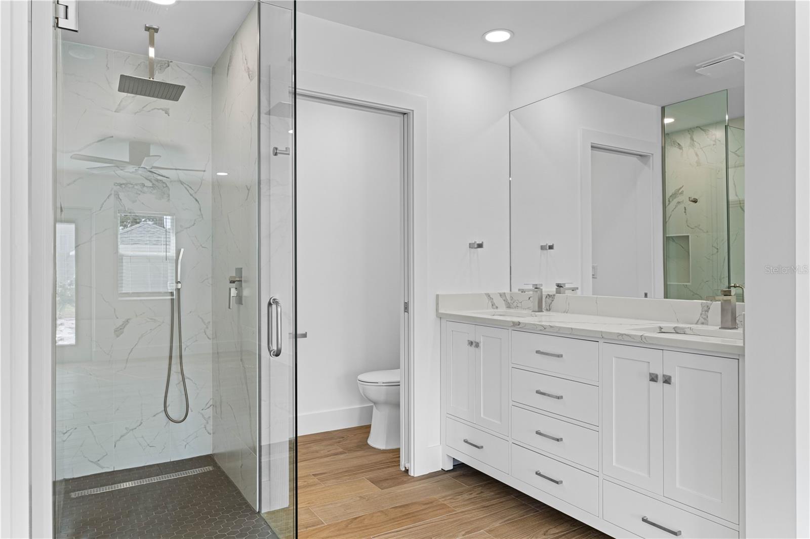 Image 19 of 53 For 1871 Bridge Street