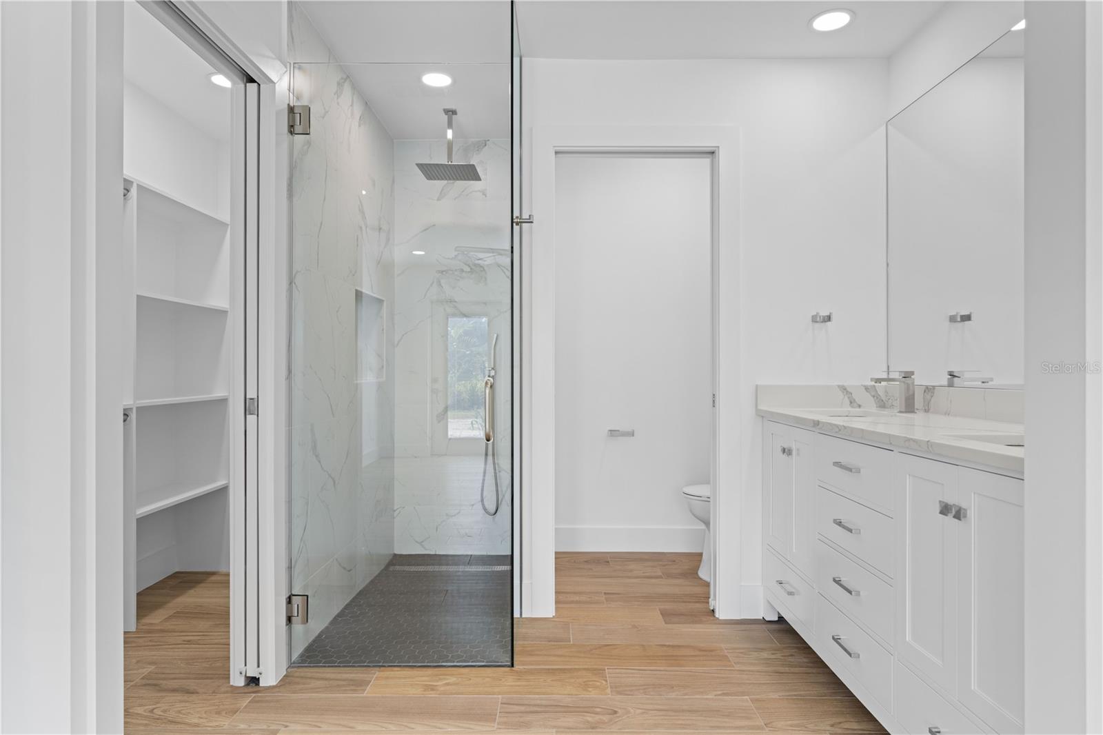 Image 23 of 53 For 1871 Bridge Street