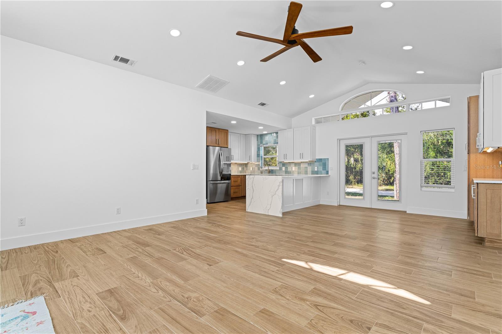 Image 3 of 53 For 1871 Bridge Street