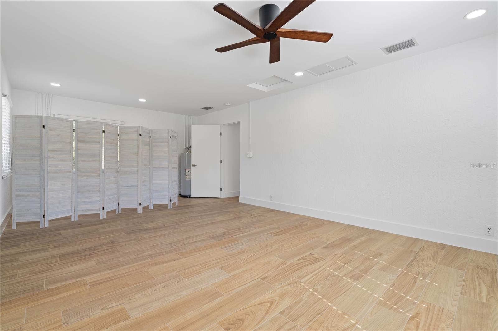 Image 36 of 53 For 1871 Bridge Street