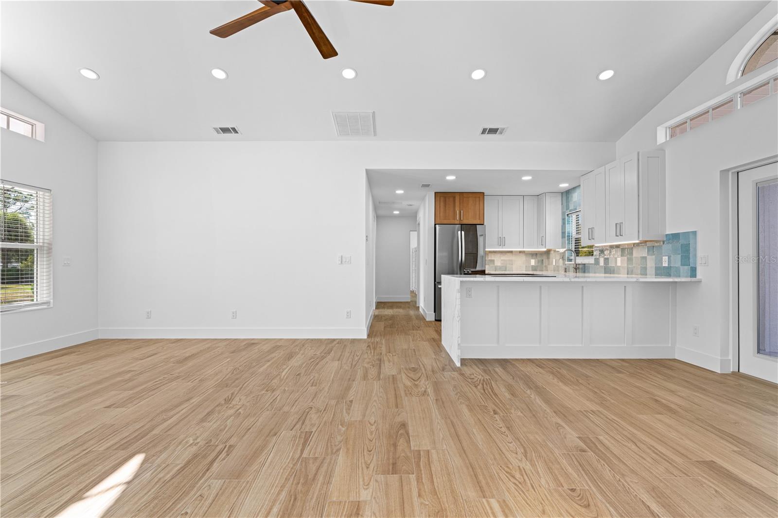 Image 8 of 53 For 1871 Bridge Street