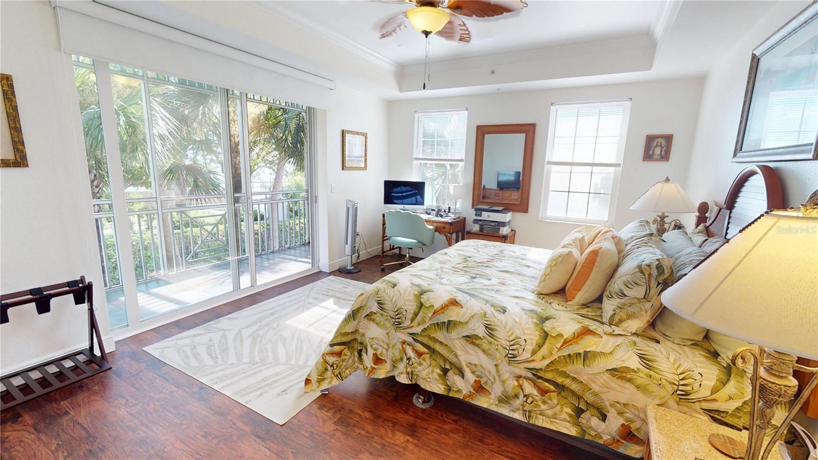 Image 24 of 46 For 5114 Melbourne Street A101