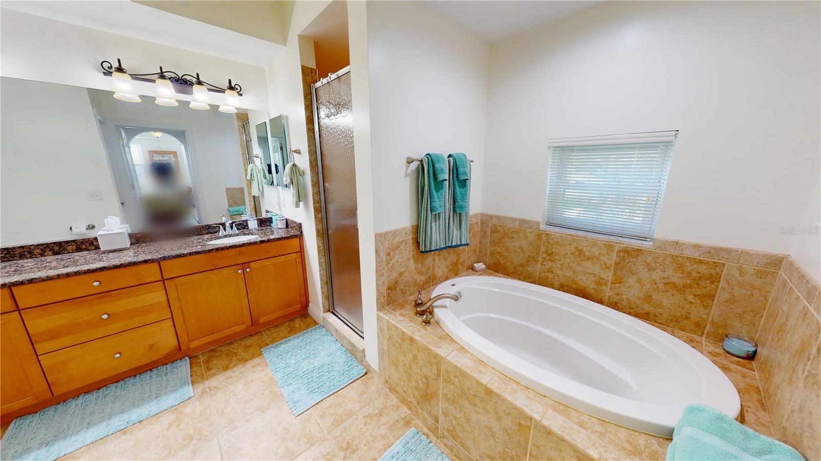 Image 27 of 46 For 5114 Melbourne Street A101