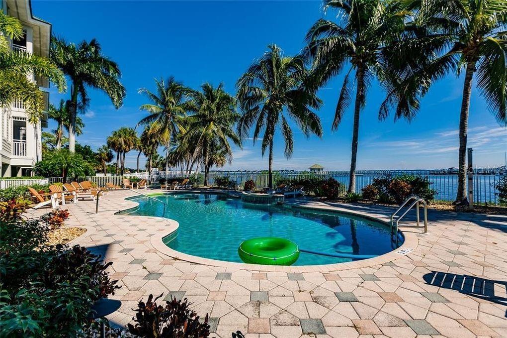 Image 29 of 46 For 5114 Melbourne Street A101