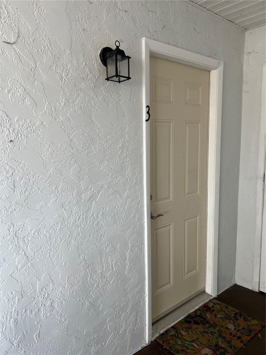 Image 3 of 19 For 14385 Woodstock Road 3