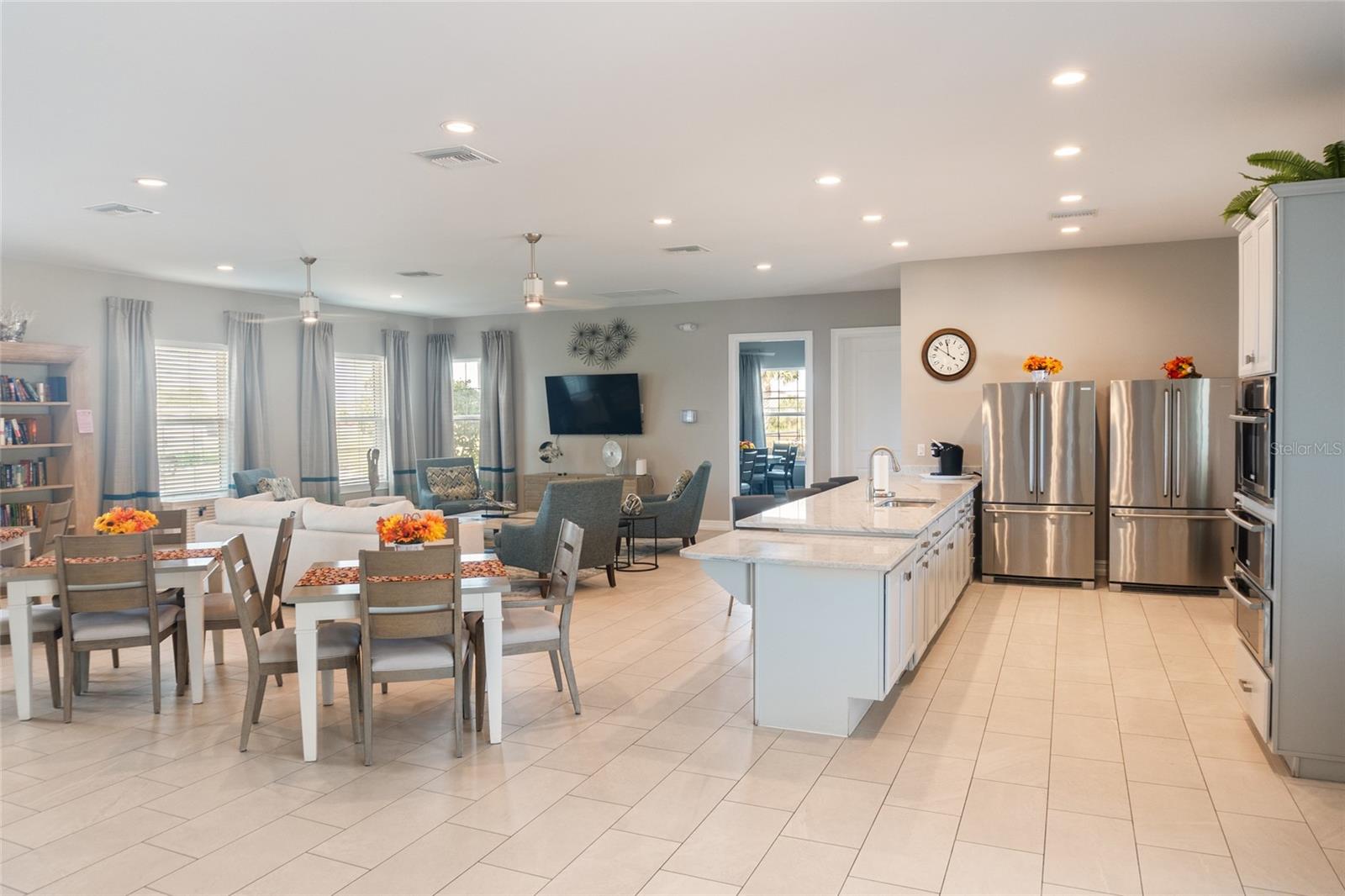 Image 30 of 38 For 25268 Lenox Circle