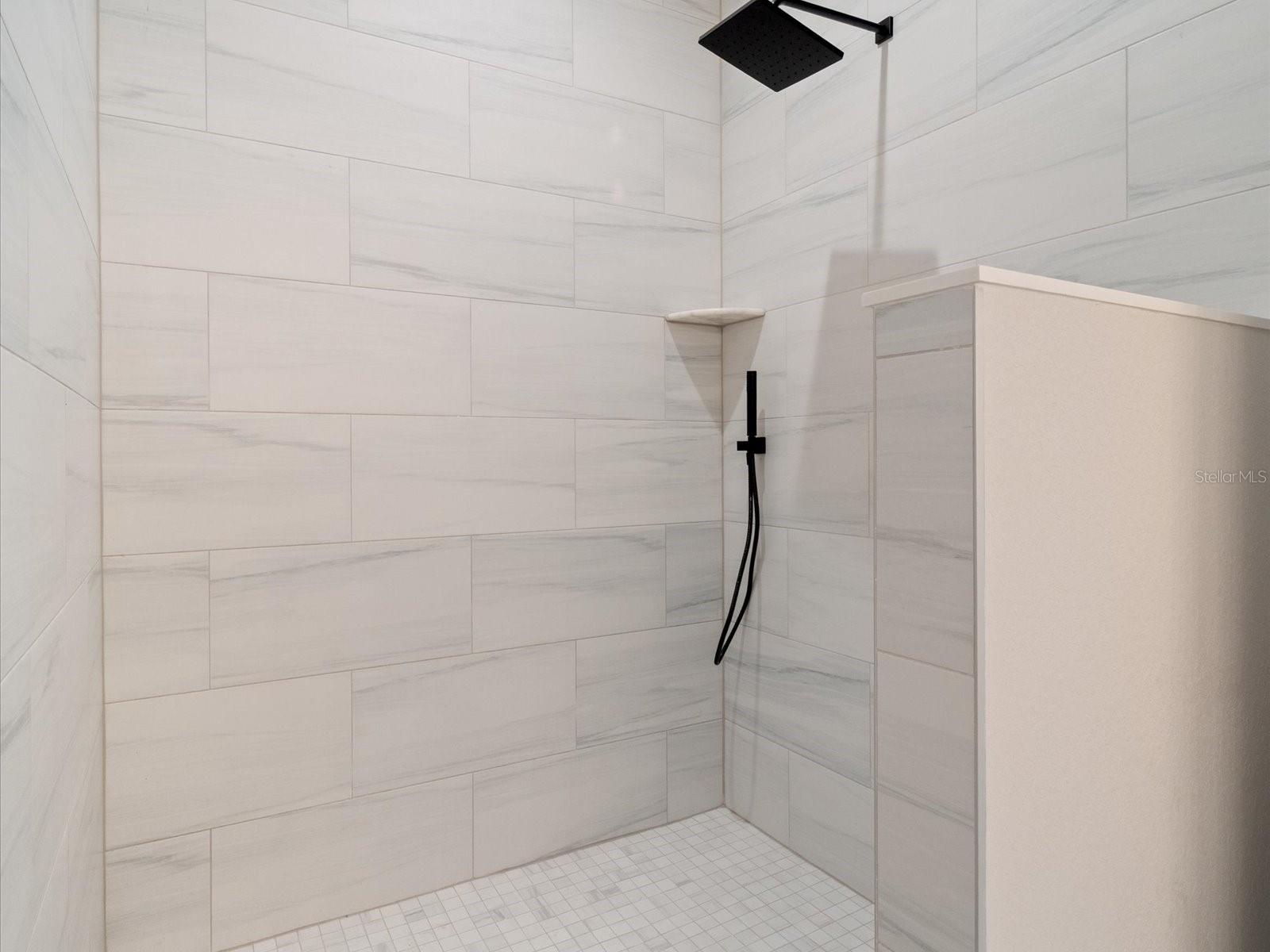 Image 17 of 38 For 774 Rotonda Circle