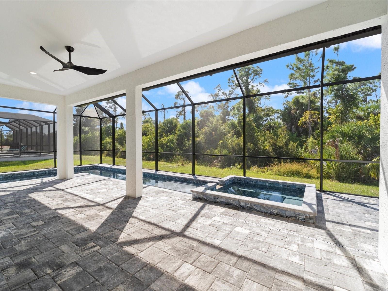 Image 18 of 38 For 774 Rotonda Circle