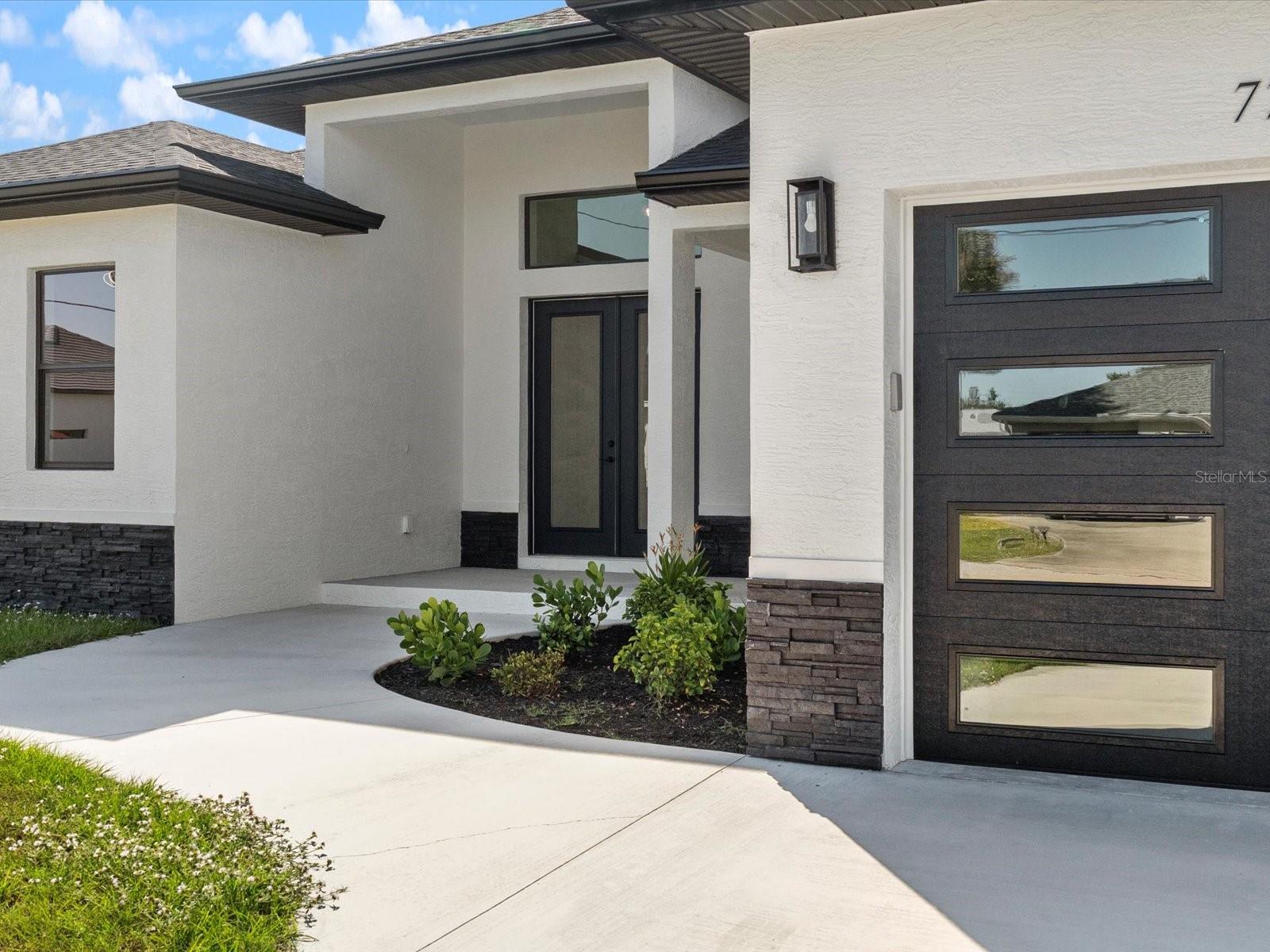 Image 36 of 38 For 774 Rotonda Circle