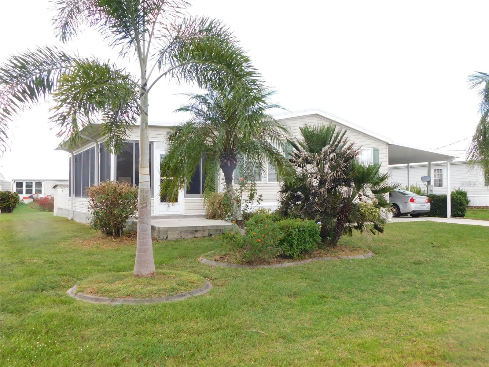 Image 42 of 52 For 11739 Lemon Avenue