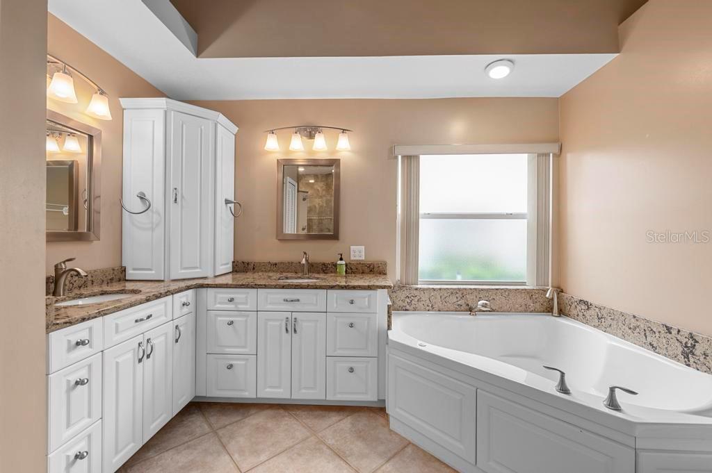 Image 23 of 43 For 3116 Silkwood Lane