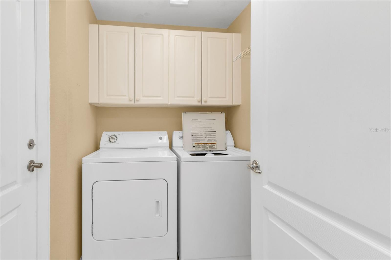 Image 17 of 43 For 3841 Albacete Circle 51