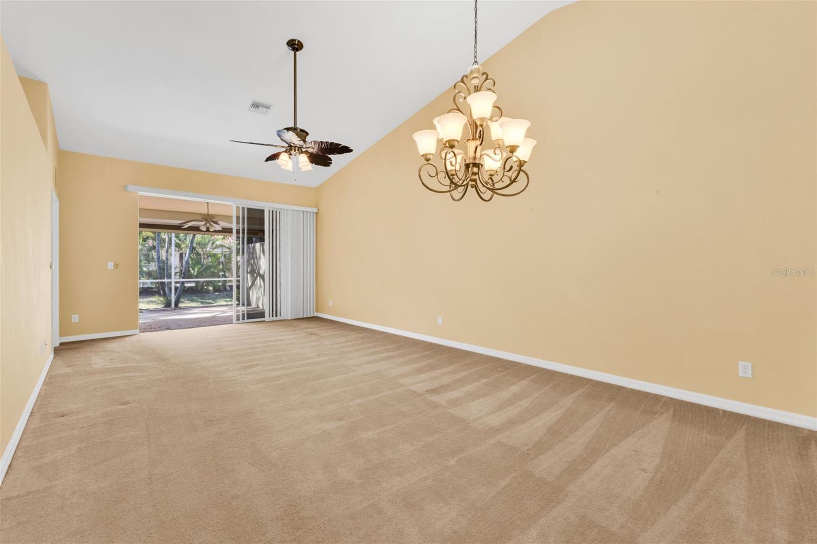 Image 19 of 43 For 3841 Albacete Circle 51