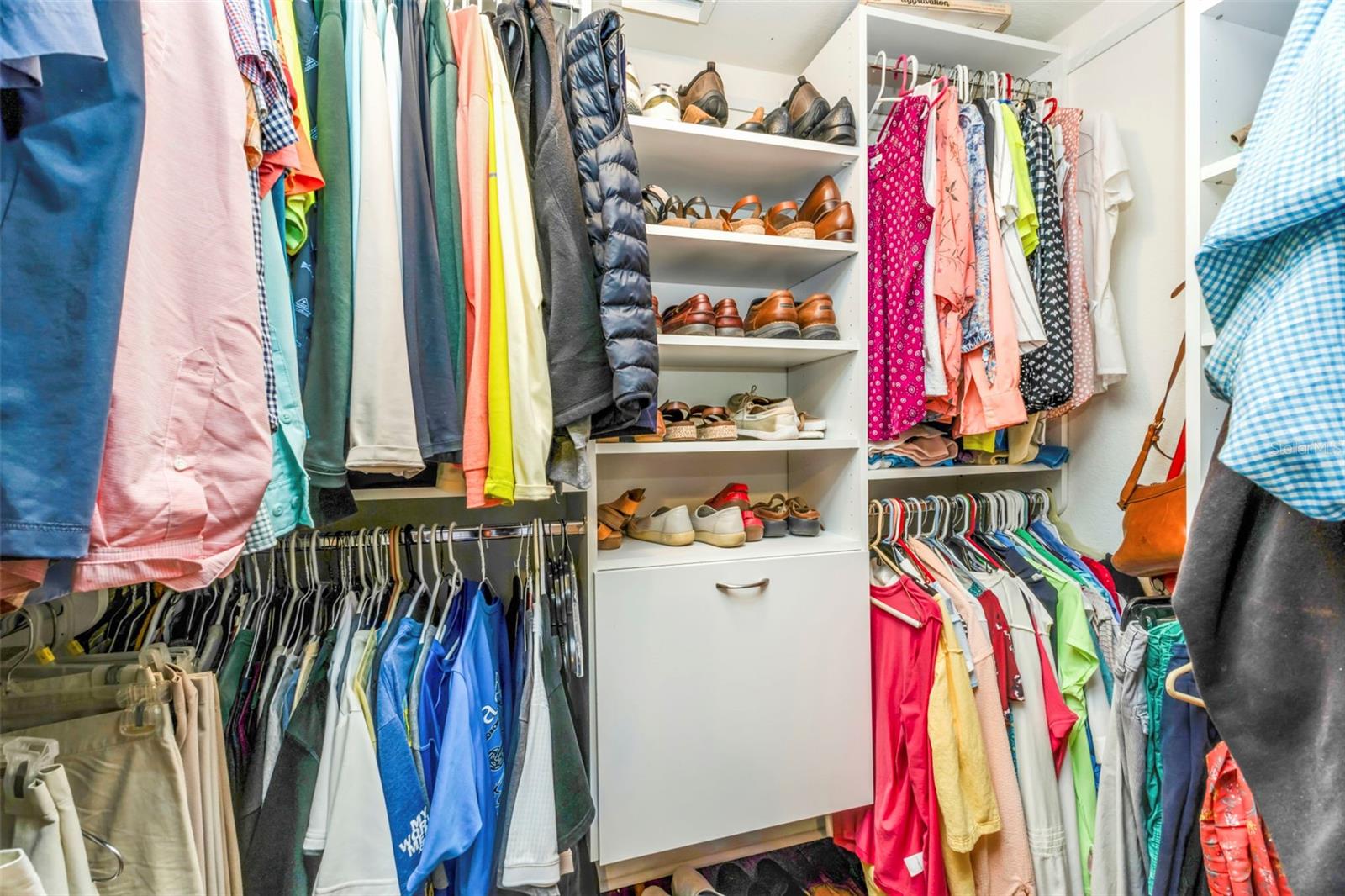 Image 23 of 57 For 3112 Club Drive 124