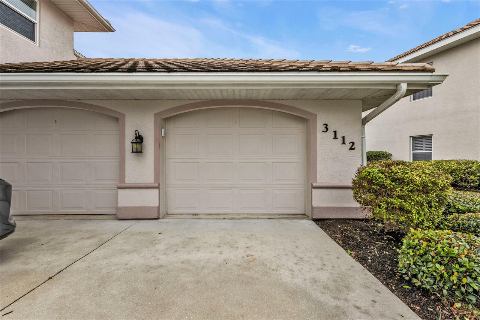 Image 35 of 57 For 3112 Club Drive 124