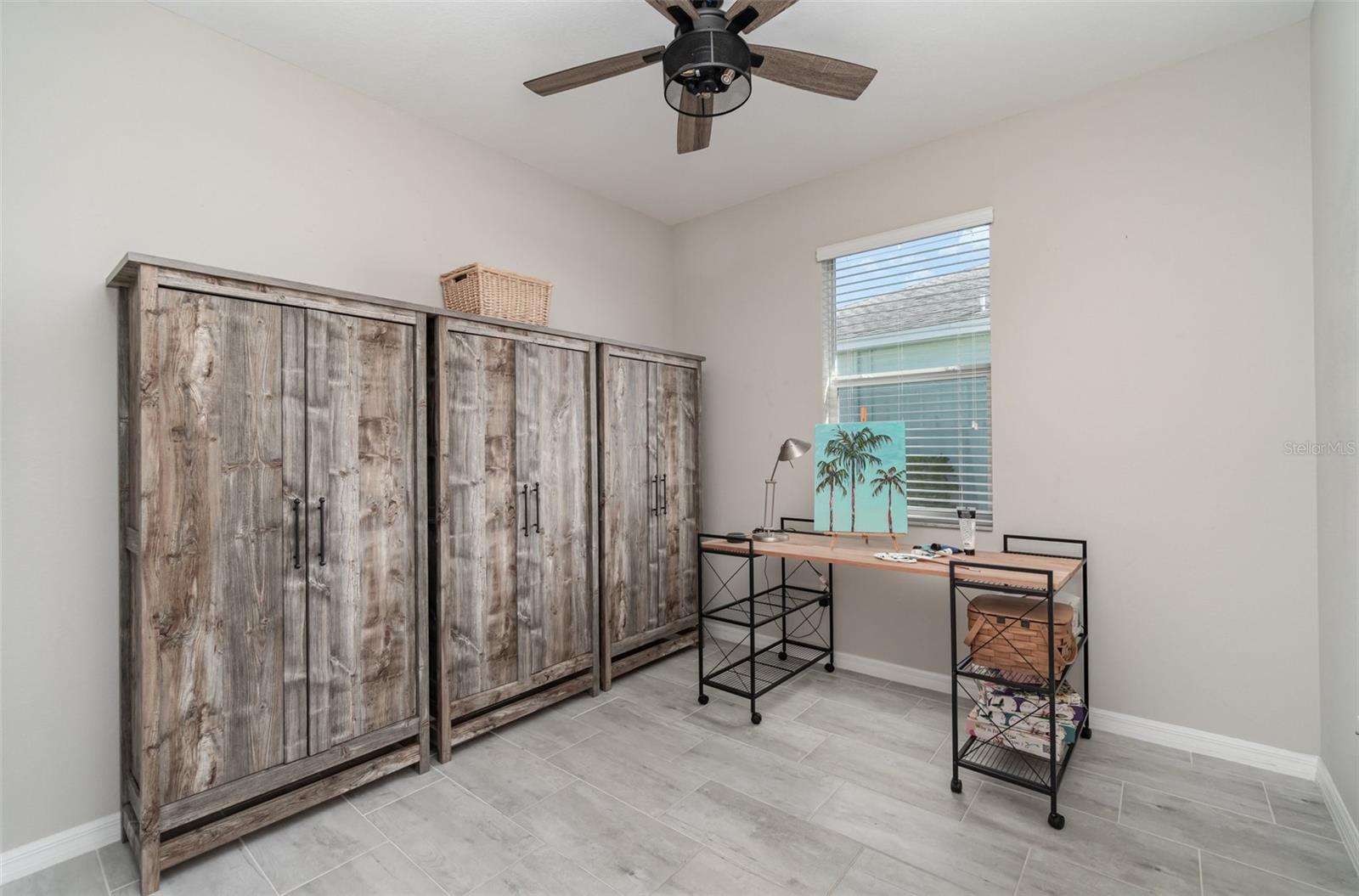 Image 20 of 47 For 43249 Treadway Drive