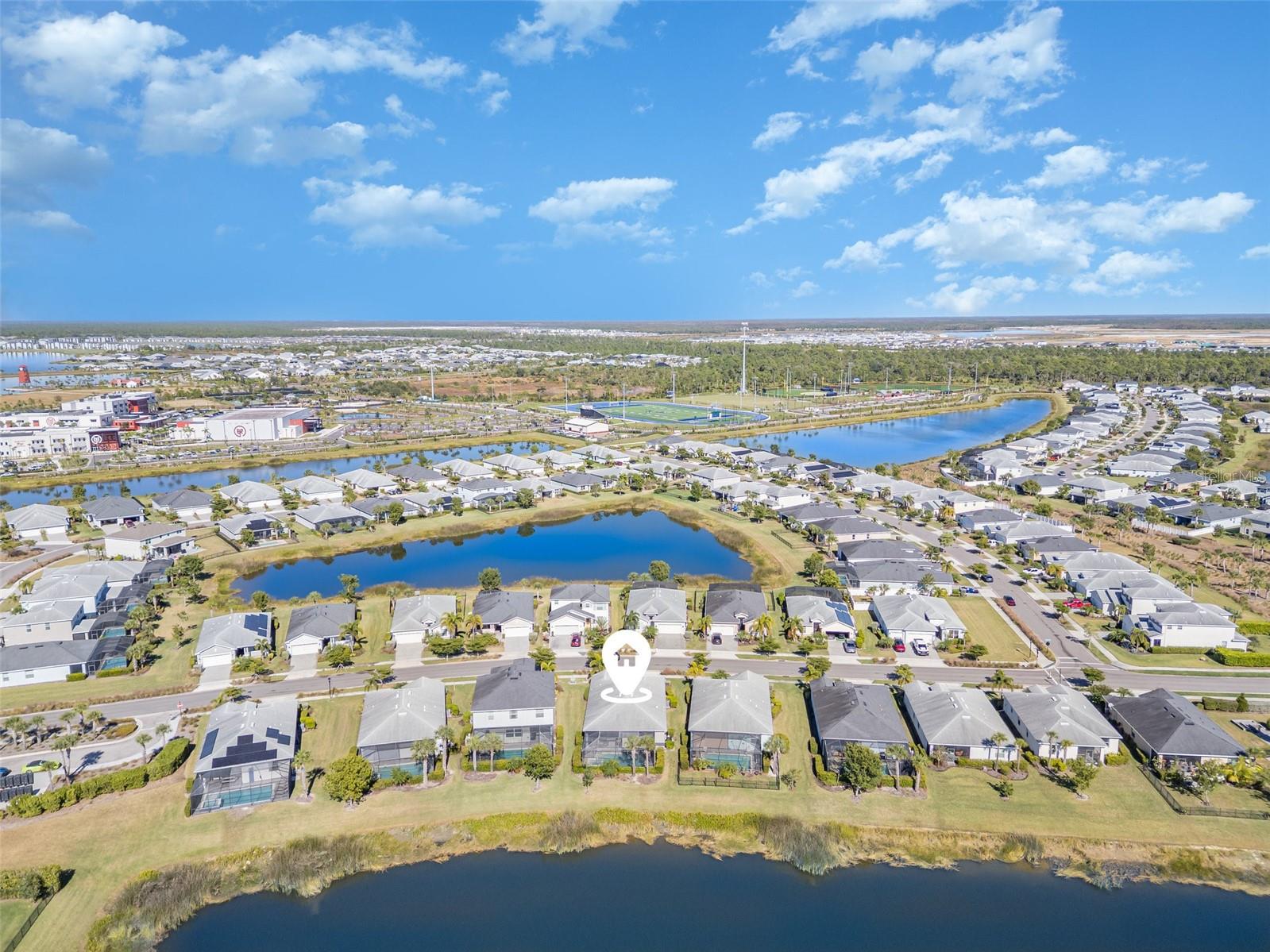 Image 32 of 47 For 43249 Treadway Drive