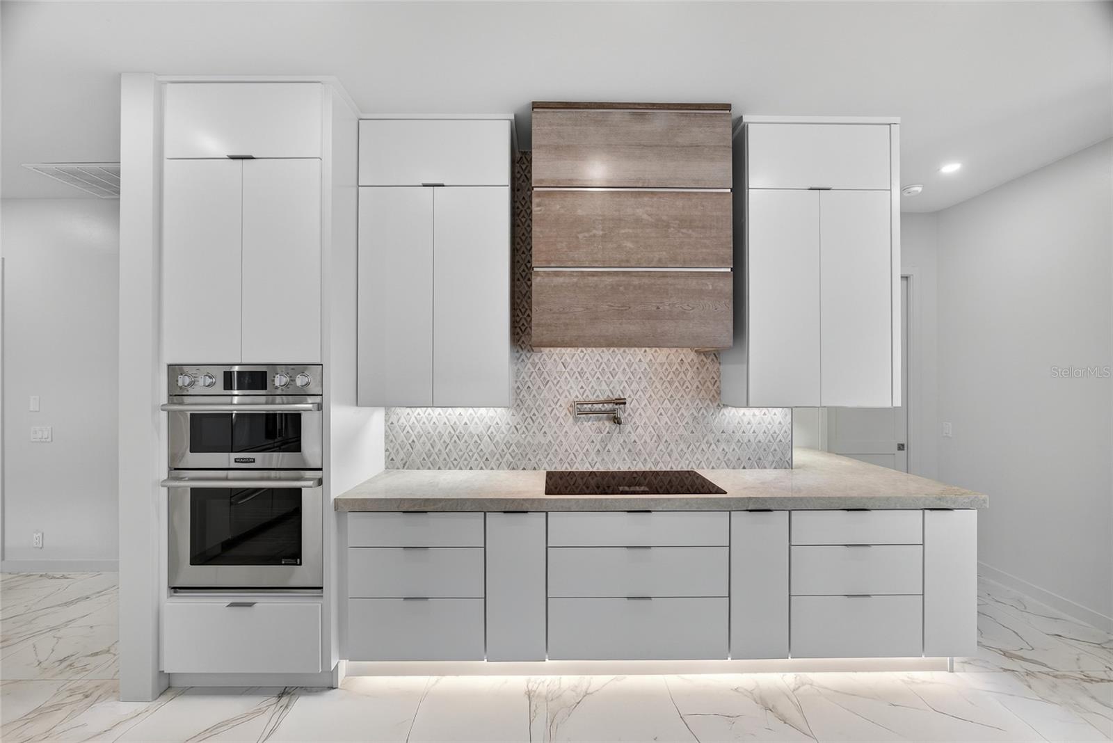 Image 16 of 44 For 245 Lido Drive