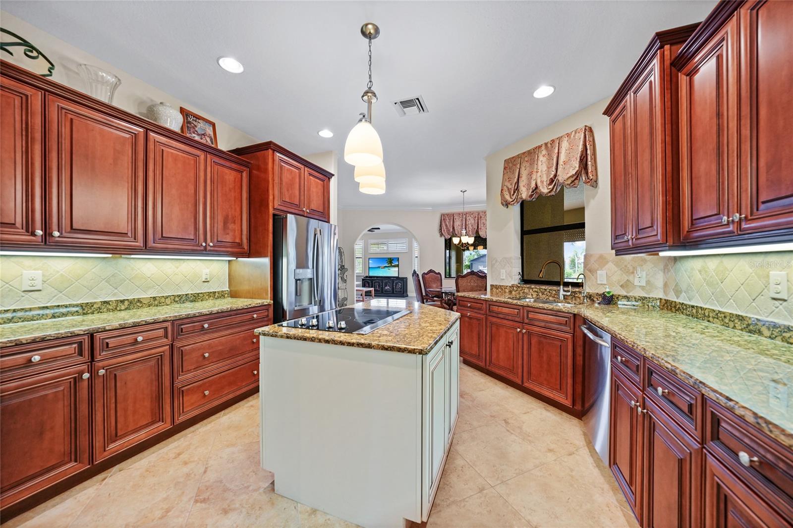 Image 14 of 40 For 2517 Rio Grande Drive