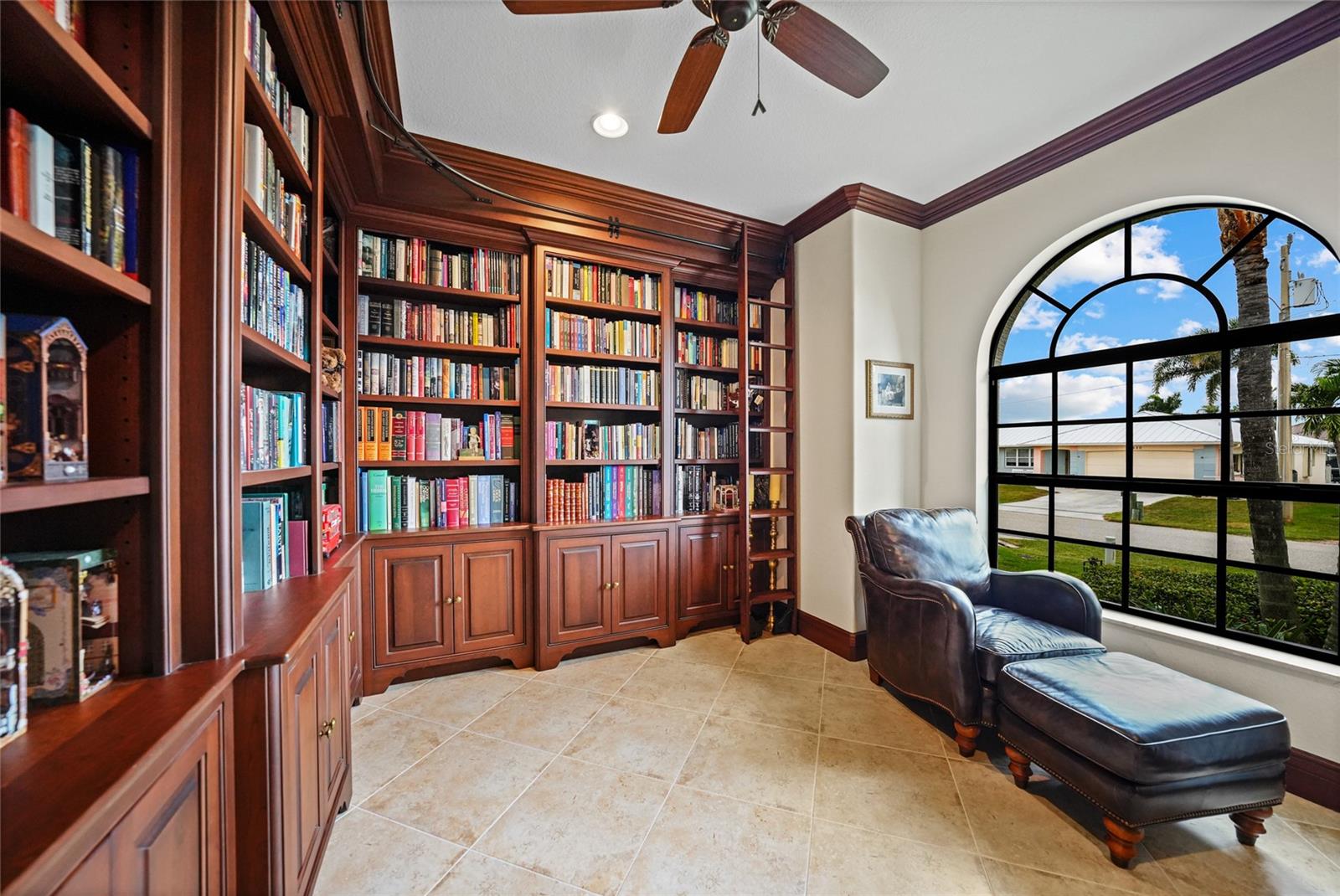 Image 7 of 40 For 2517 Rio Grande Drive