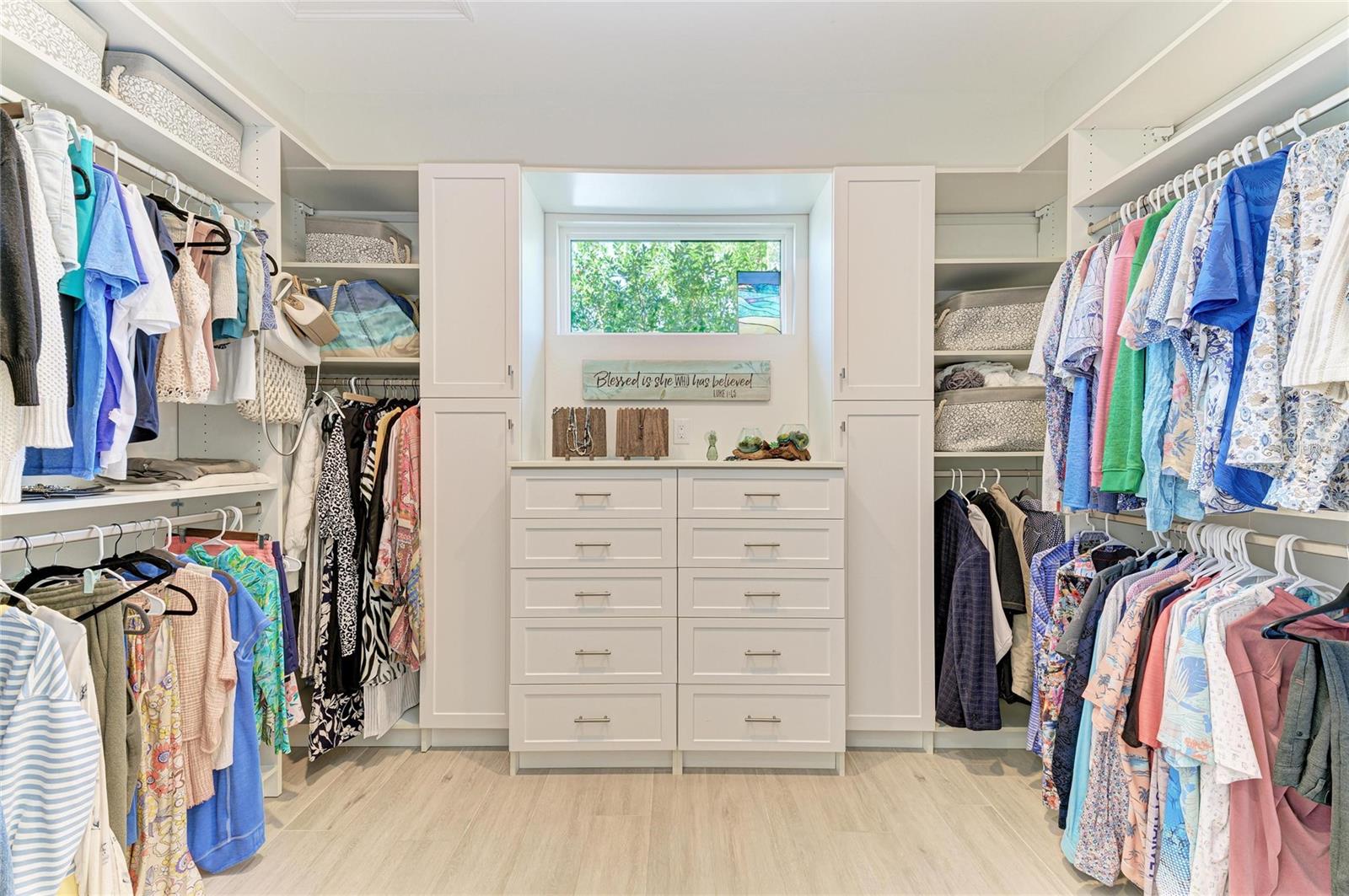 Image 34 of 64 For 2410 Marion Avenue