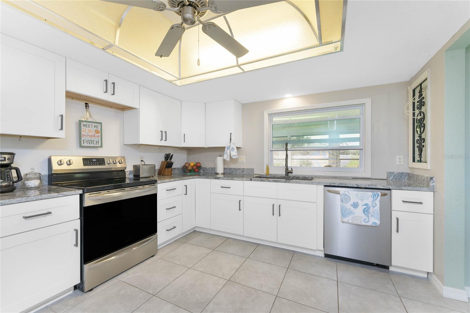 Image 12 of 63 For 3099 Pellam Boulevard