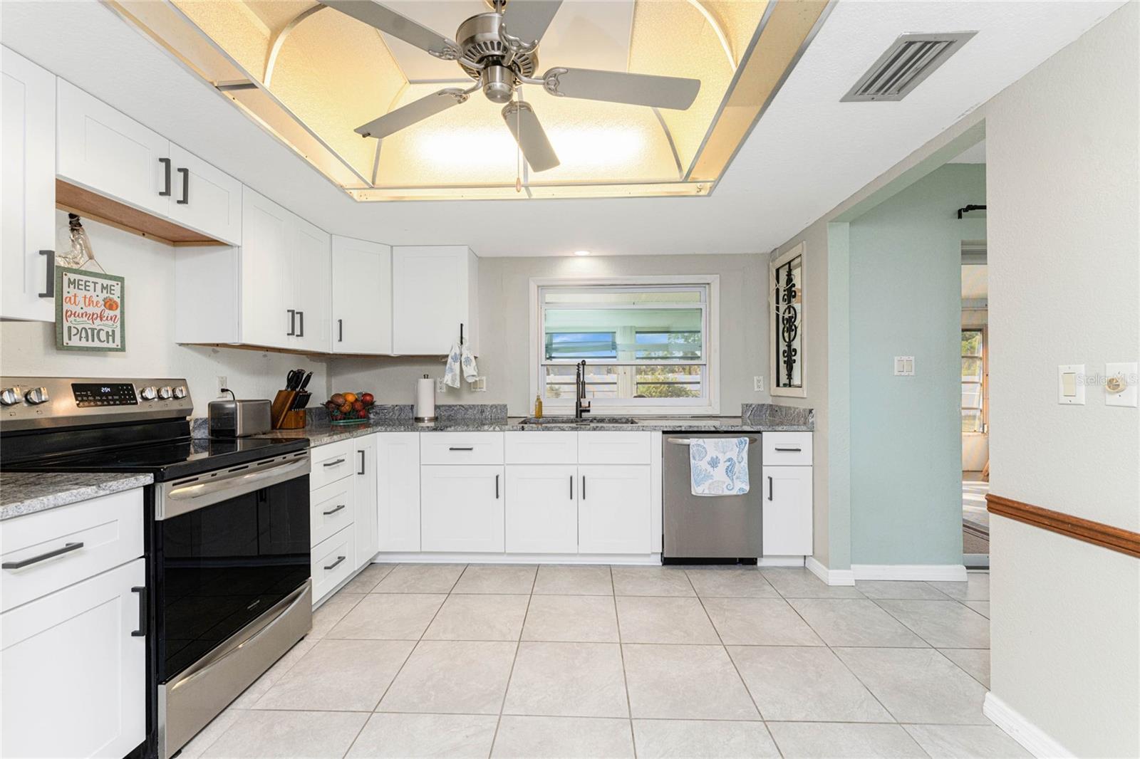 Image 13 of 63 For 3099 Pellam Boulevard