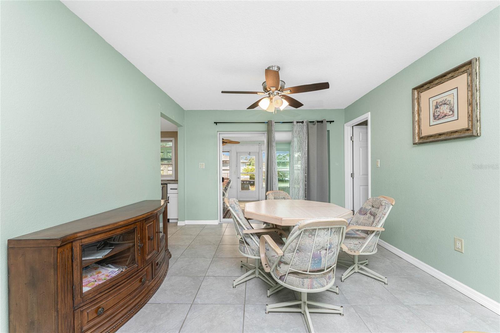 Image 16 of 63 For 3099 Pellam Boulevard