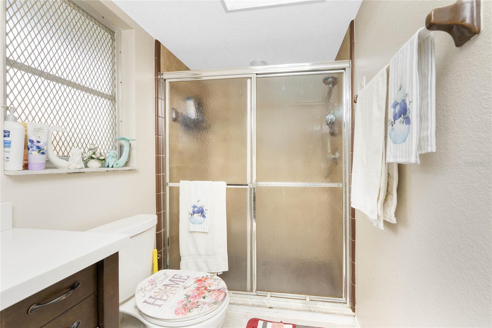 Image 25 of 63 For 3099 Pellam Boulevard