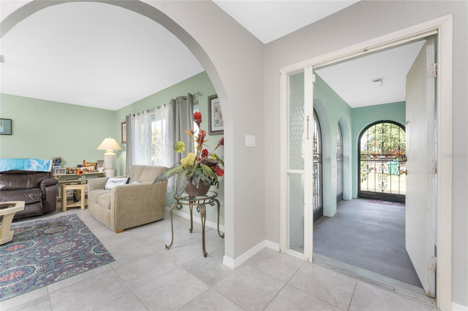 Image 3 of 63 For 3099 Pellam Boulevard