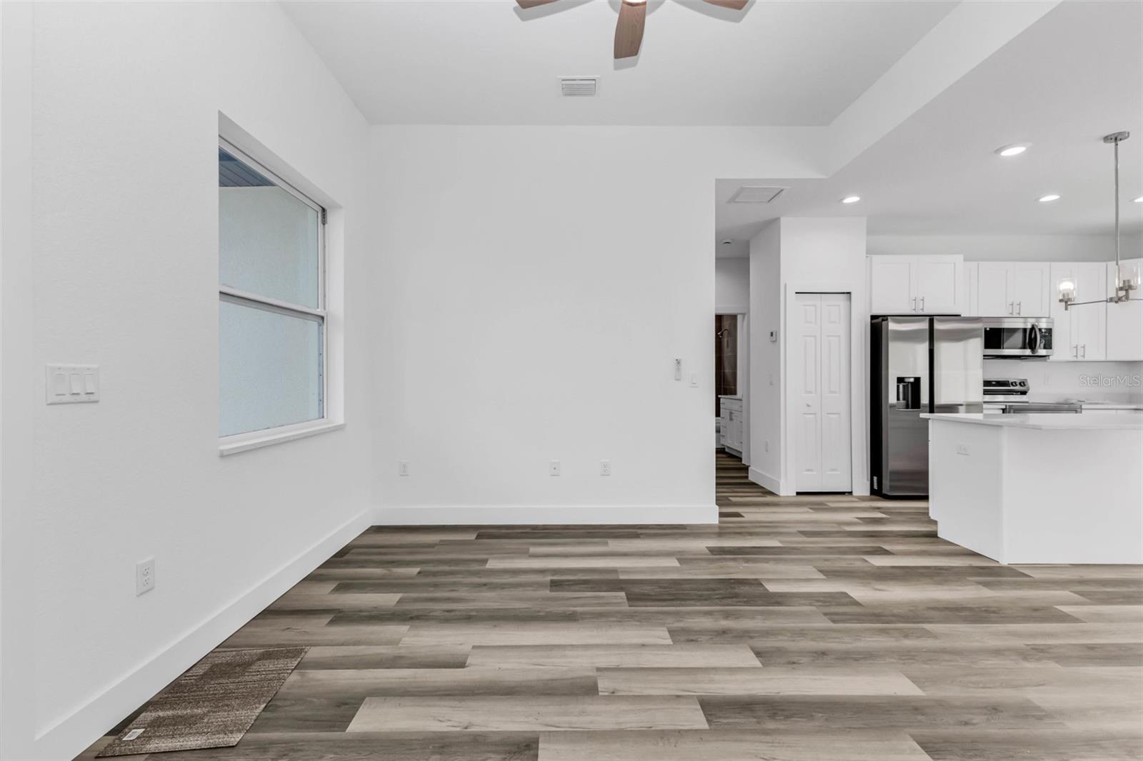 Image 7 of 45 For 23461 Winthrob Avenue