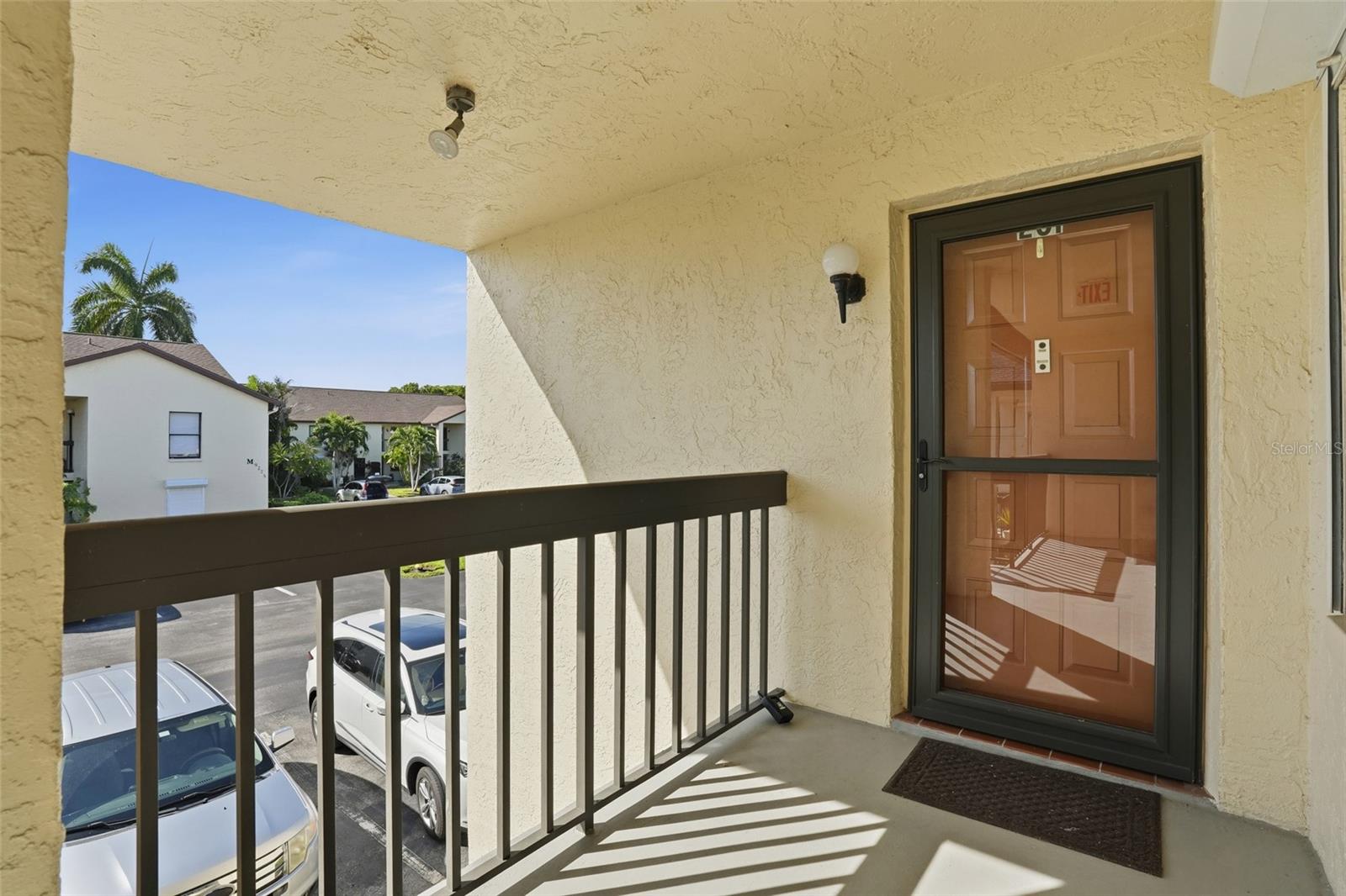 Image 34 of 47 For 9270 Lake Park Drive 201