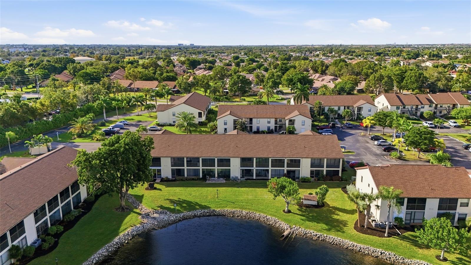 Image 40 of 47 For 9270 Lake Park Drive 201